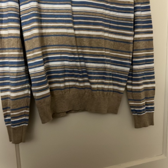 saks fifth avenue sweater size: M - Picture 8 of 8